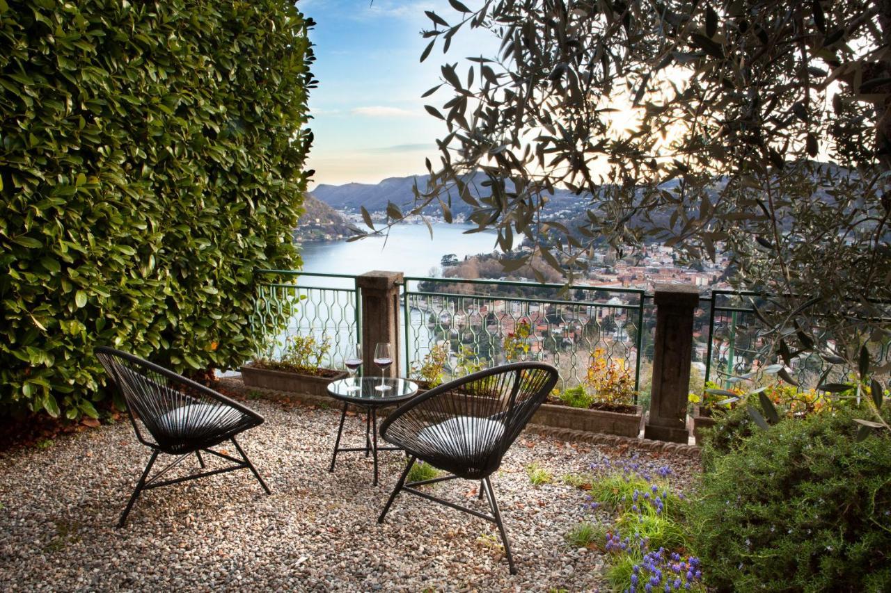 Como Lake Panorama Apartment Sveva เชอร์นอบบิโอ ภายนอก รูปภาพ
